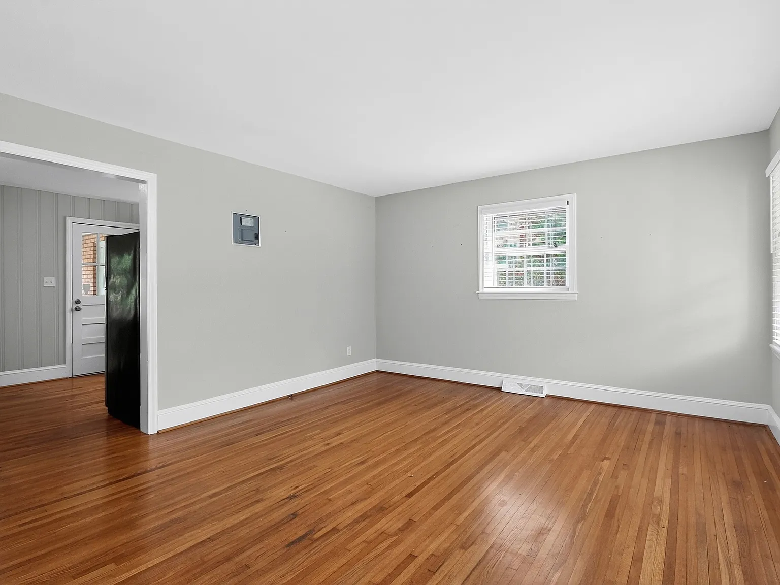 2309 Lanier Avenue, Charlotte NC 28205 — Photo 1