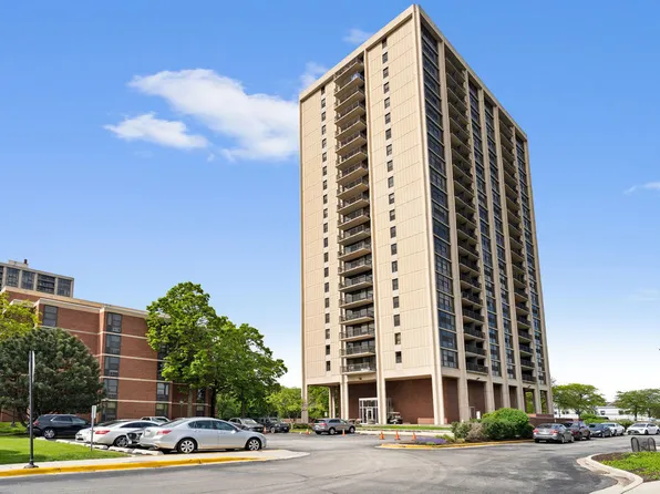 2901 S Michigan Ave APT 904, Chicago, IL 60616