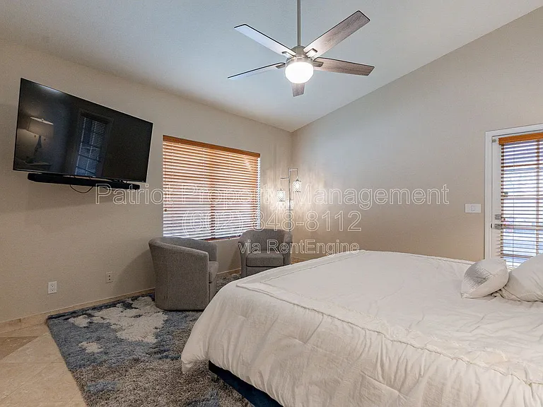 9910 E Sutton Dr — Photo 27