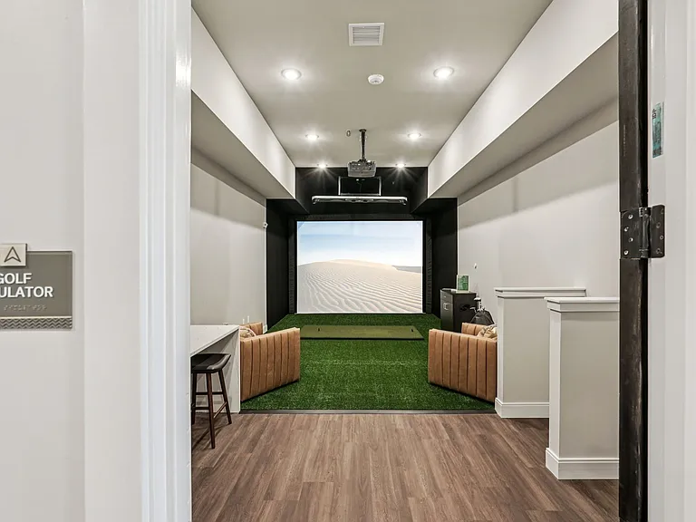 The Stadler Luxury Apartments — Photo 6