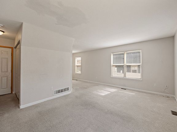 5th image of 3307 Barbera St