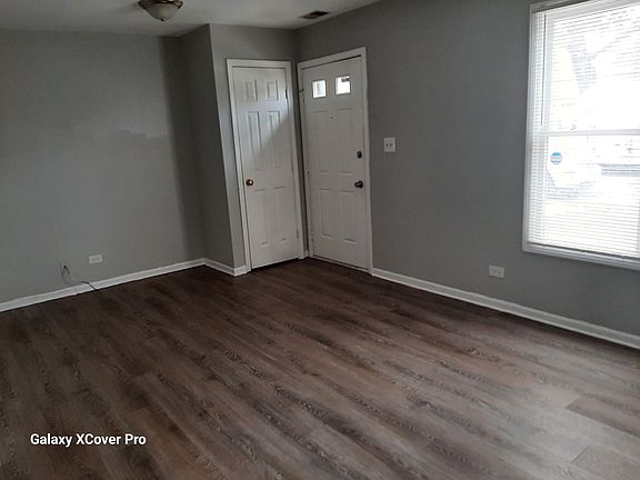 5th image of 2100 S 1st Ave APT 2B