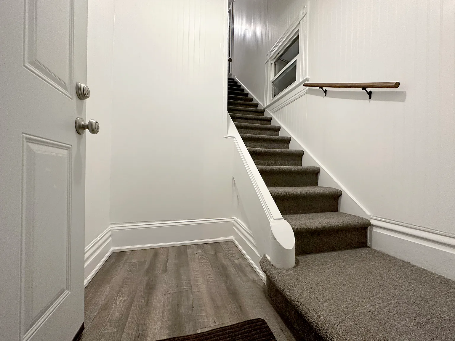 1 bed, 800 sqft, $1,195 — Photo 2