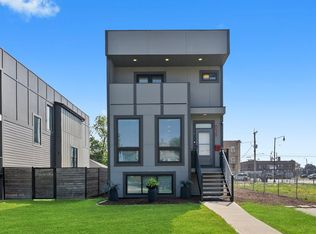 839 S 18th Ave, Maywood, IL 60153