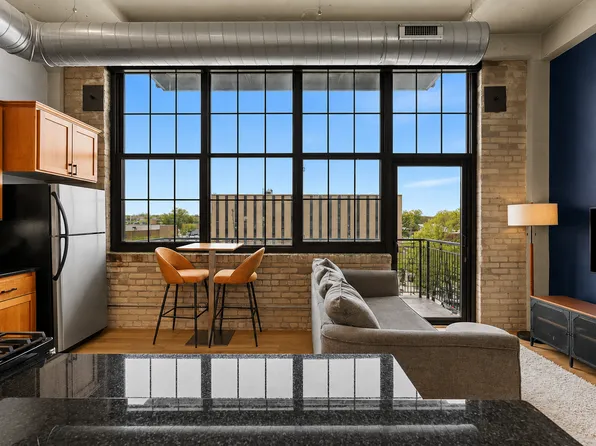 1901 E Hennepin Ave Unit 306, Minneapolis, MN 55413