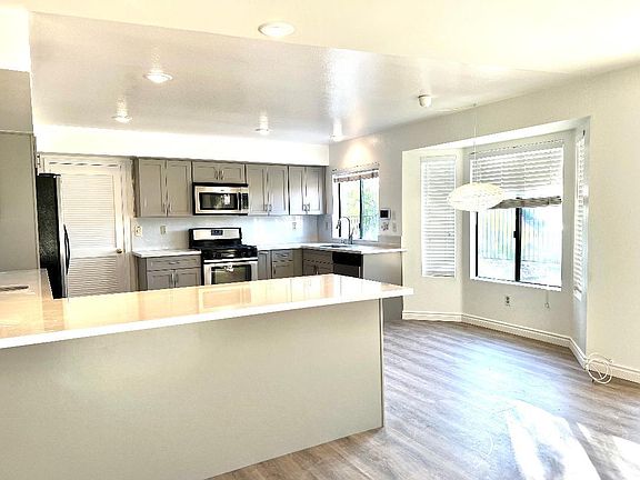 Kitchen counter tops for snack bar. Breakfast nook area.