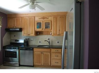 11 Guterl Ter, Pearl River, NY 10965