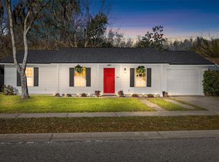 1301 Foxwood Dr, Lutz, FL 33549