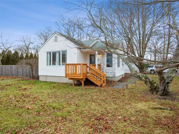 400 Forest Road W, Mastic Beach, NY 11951
