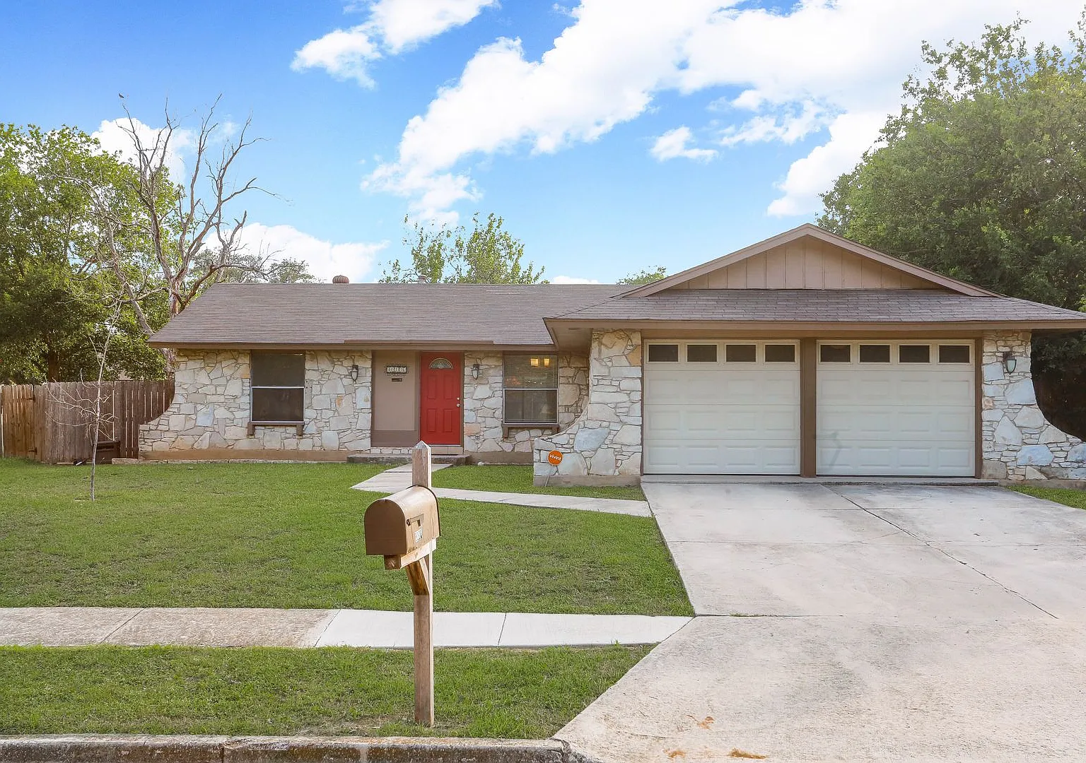 For Rent 8226 Creekline Drive San Antonio, Tx 78109! — Photo 1