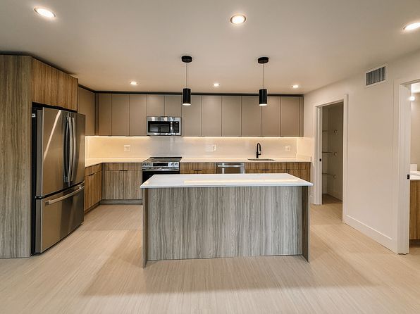 3101 Village Blvd #6-308