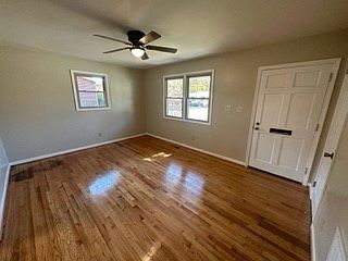 2nd image of 201 Briarwood Dr