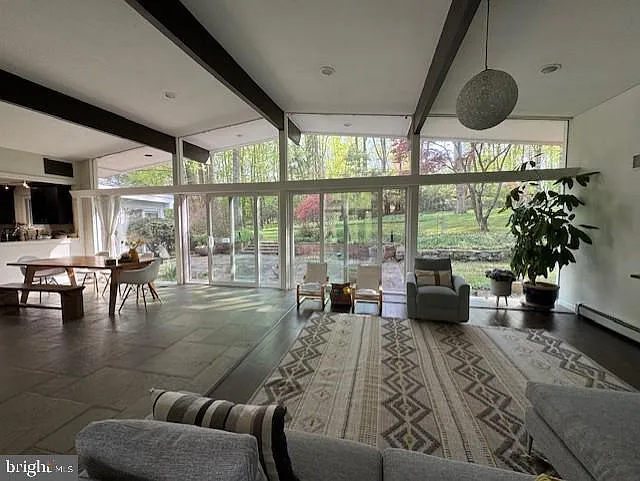 6 Branchwood Ct — Photo 4