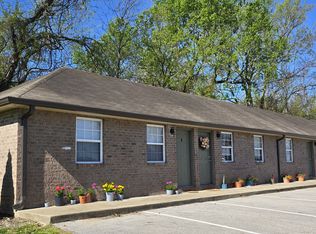Maple Manor Apartments, Lebanon, TN 37087
