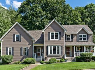 97 Bernice Ave, Leominster, MA 01453