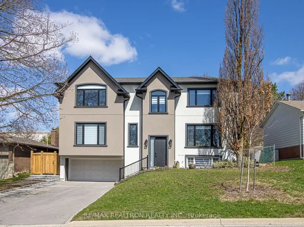 96 Southdale Dr, Markham, ON L3P 1K2