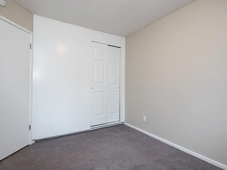 The Jax Apartments | Bedroom