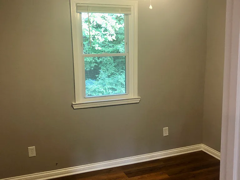 1010 C Smith St — Photo 19