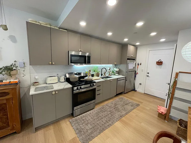 404 Jackson St #201 — Photo 1