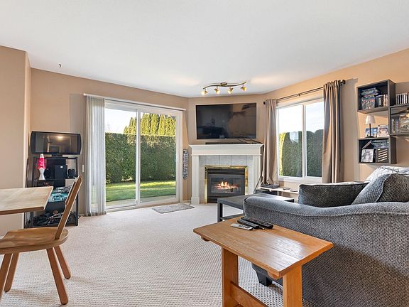 2nd image of 9855 Quarry Rd #108