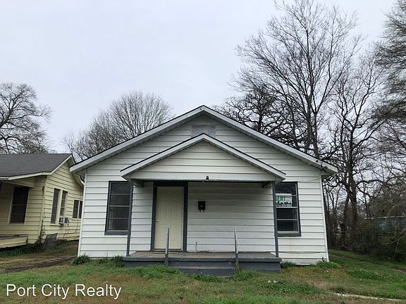 2nd image of 1442 Natalie St