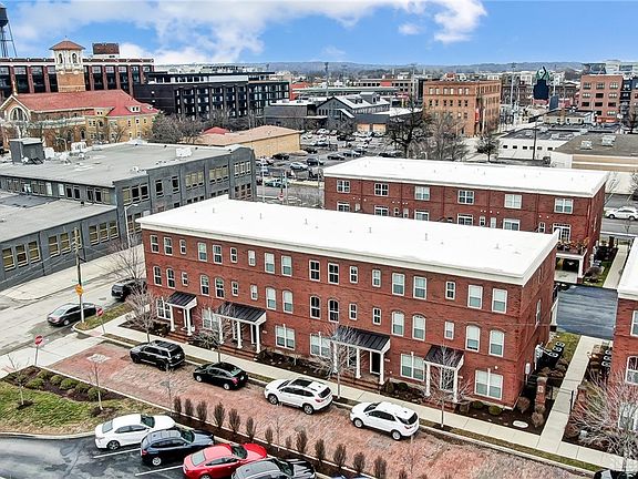 5th image of 507 N Ford St