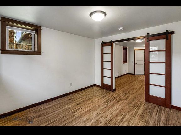 5th image of 10 E Villard St