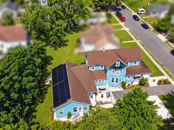 15 W Bolton Ave, Absecon, NJ 08201