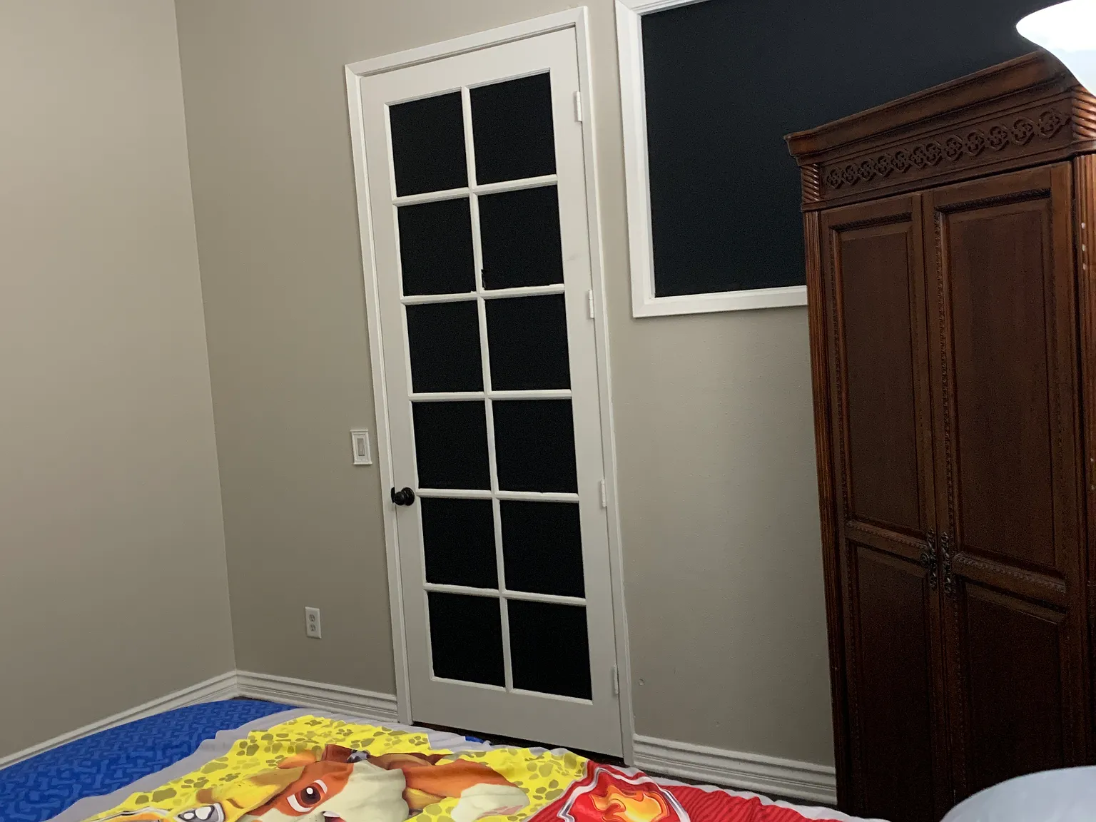 5 bed, 2.5 bath, 2383 sqft, $750 — Photo 3
