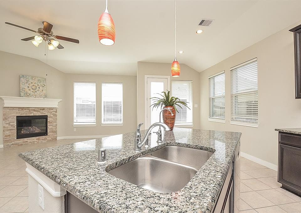 1st image of 20311 Peralta Cliff Trl
