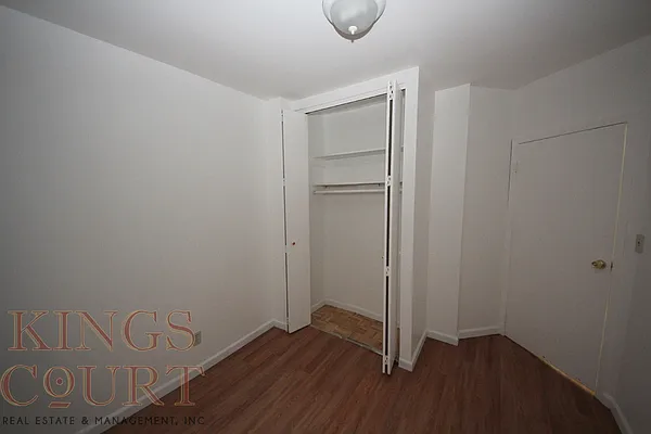 Rented by Kings Court Real Estate | media 47