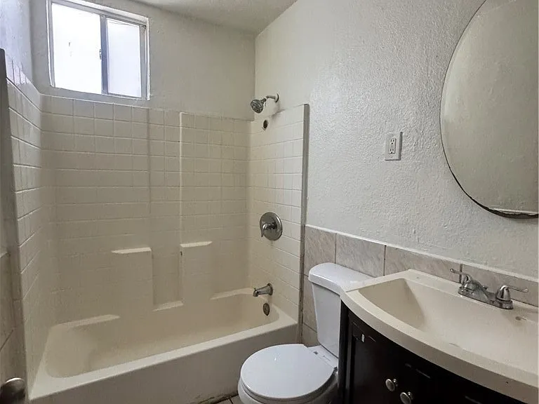 3533 W 116th St — Photo 20