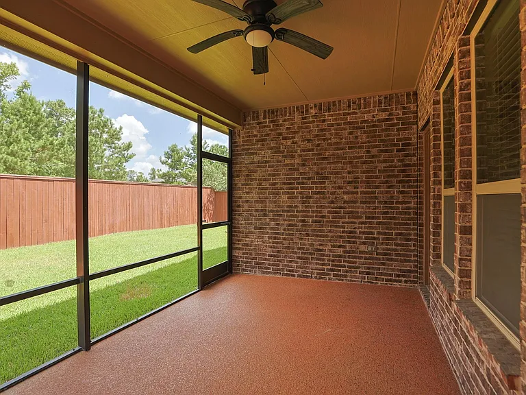 147 W Wading Pond Cir — Photo 34