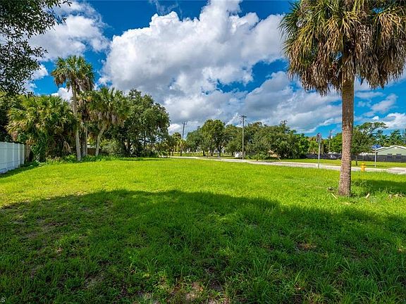 5th image of 10578 Crockett St Lot 1