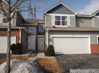 8421 Grove Cir, Shakopee, MN 55379