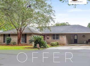 10432 Cedarlane Dr, Baton Rouge, LA 70816