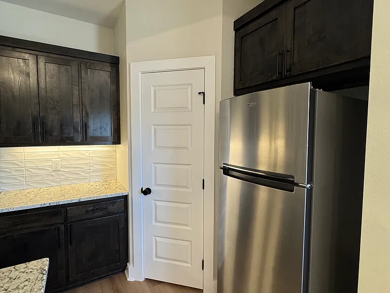 3027 Waco St — Photo 3
