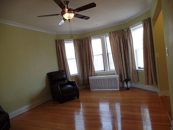 4th image of 1536 W Fargo Ave APT 3N