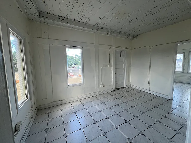 entry room