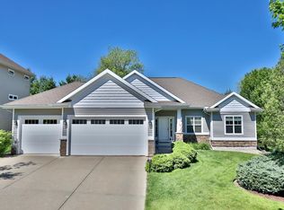 1122 Willow Run, Verona, WI 53593