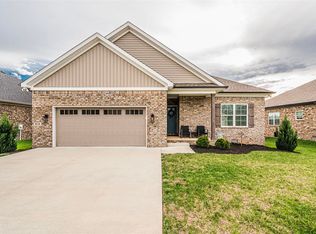 615 McIntyre St, Bowling Green, KY 42104