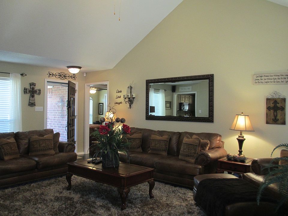 1st image of 2601 Spartan Dr