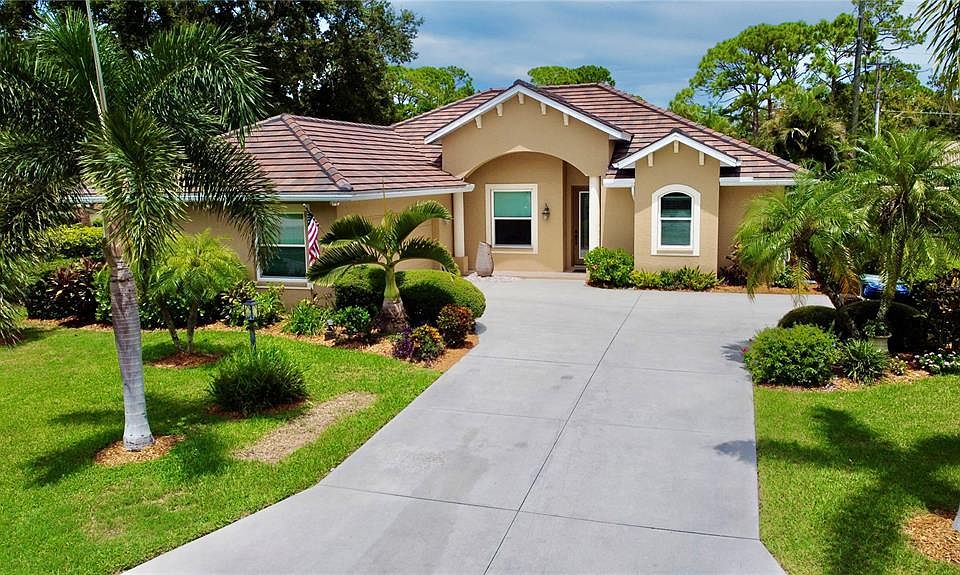 1st image of 472 Park Trace Blvd