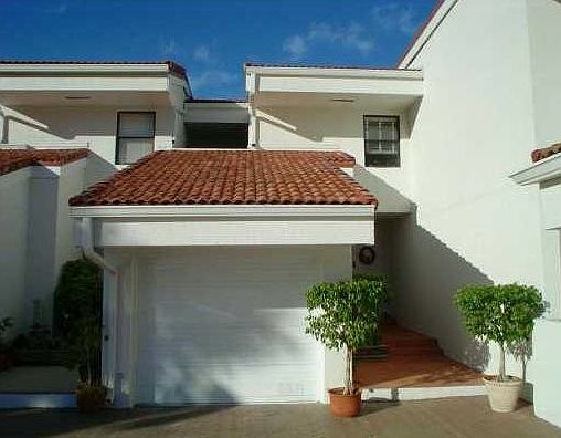 1st image of 326 Poinciana Dr
