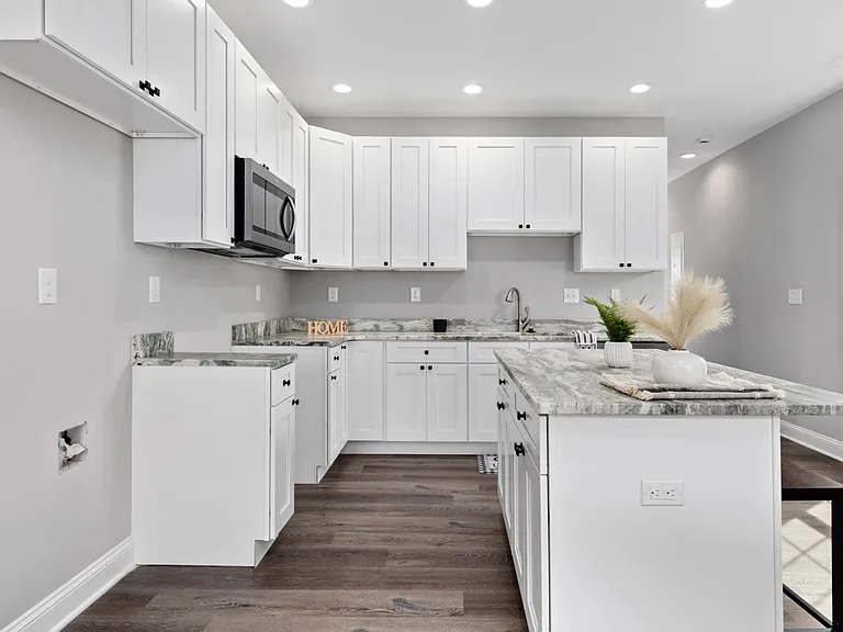 400 Cedar Ave #400 — Photo 2