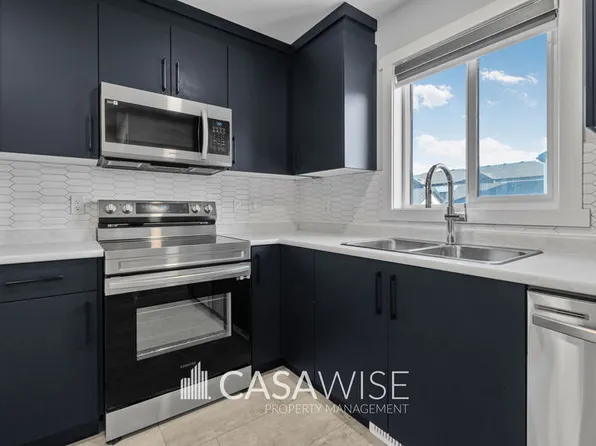 8045 Cedric Mah Rd NW #Gs, Edmonton, AB T5G 2Z5