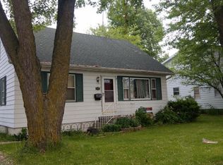 1510 Bowen St, Oshkosh, WI 54901