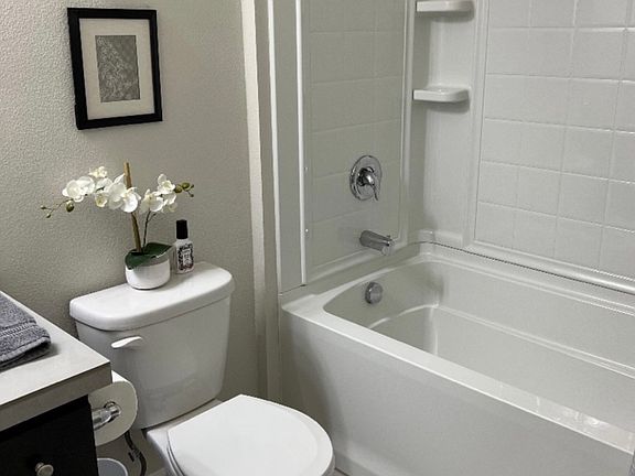 3rd image of 4845 Skylab Ave NE #1