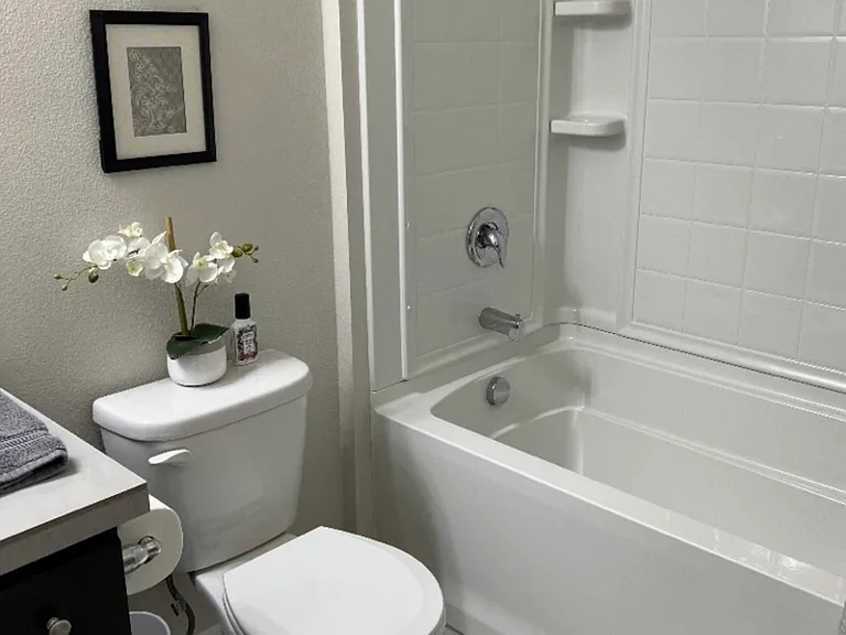 4845 Skylab Ave NE #1 — Photo 3