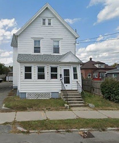 1st image of 597 East St #1